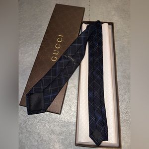 Gucci Men’s Navy Tartan Plaid Tie - Pristine Condition